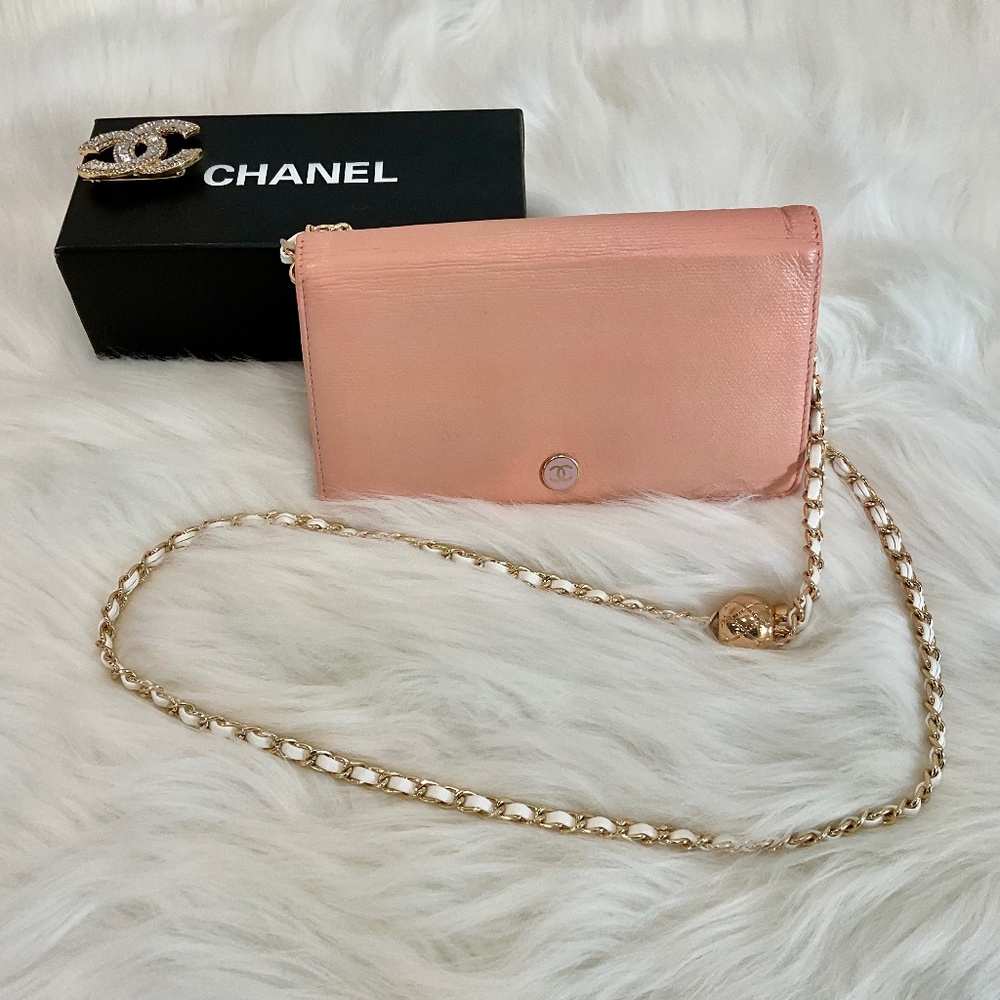 Authentic CoCo CHANEL Pink Bi Fold Leather Wallet/WOC/Authenticity Certificate